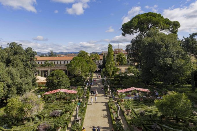 2_ARTIGIANATO E PALAZZO_il giardino dall.alto©Dario Garofalo