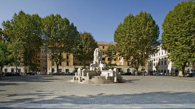 Panoramica di Piazza Testaccio